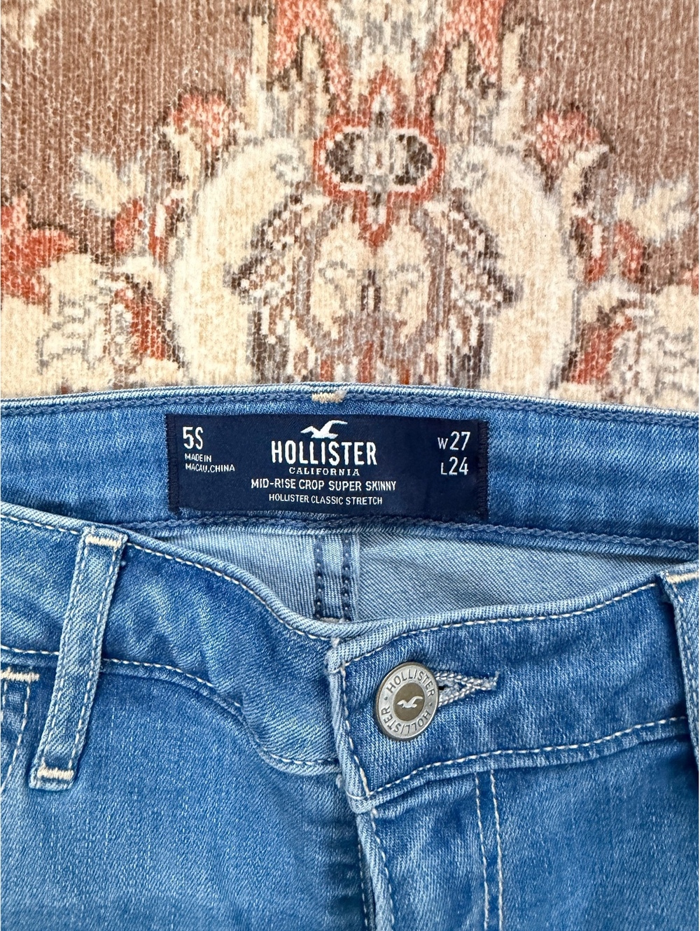 Hollister mid rose crop distressed skinny jeans - Picture 3 of 4